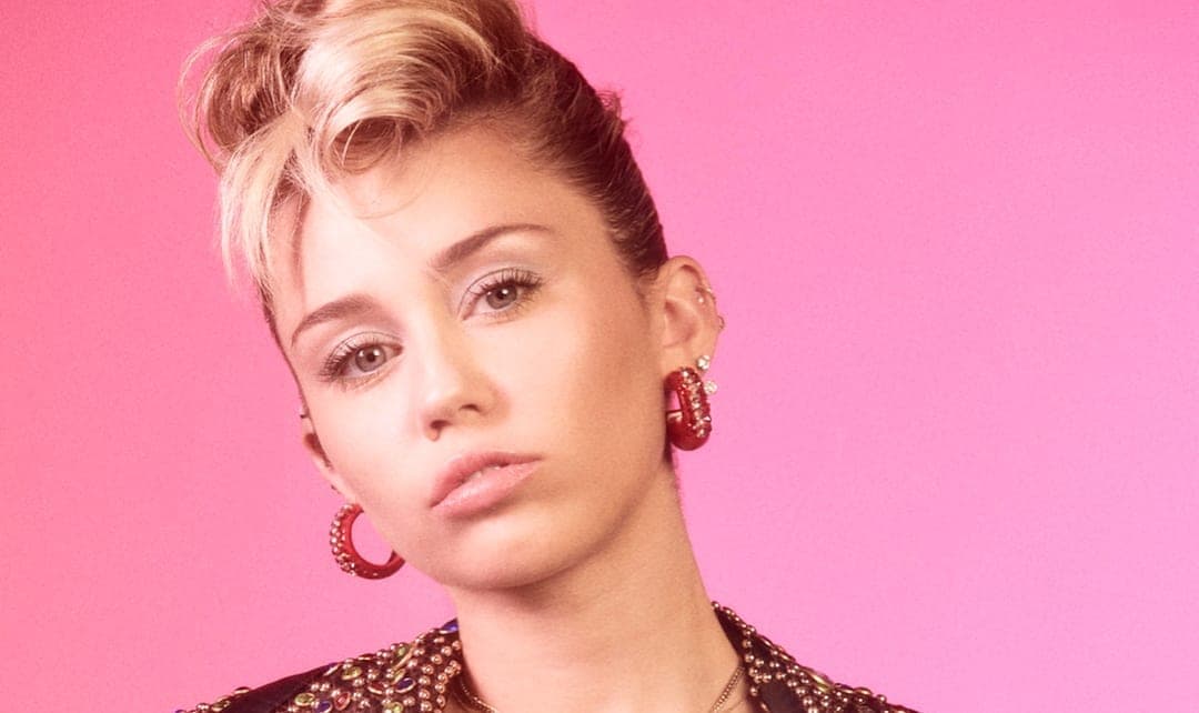Divno: Miley prvi put nakon 6 godina otpevala ‘The Climb’ (VIDEO)