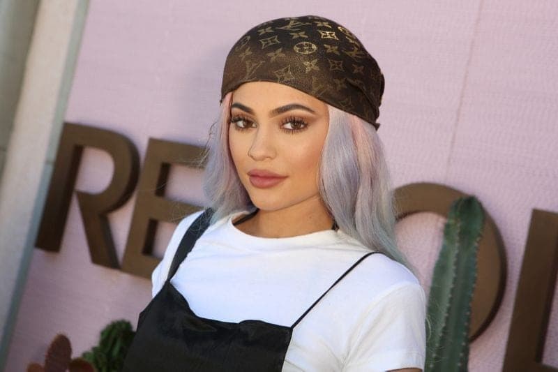 Kylie Jenner ima drečavo ružičastu boju kose
