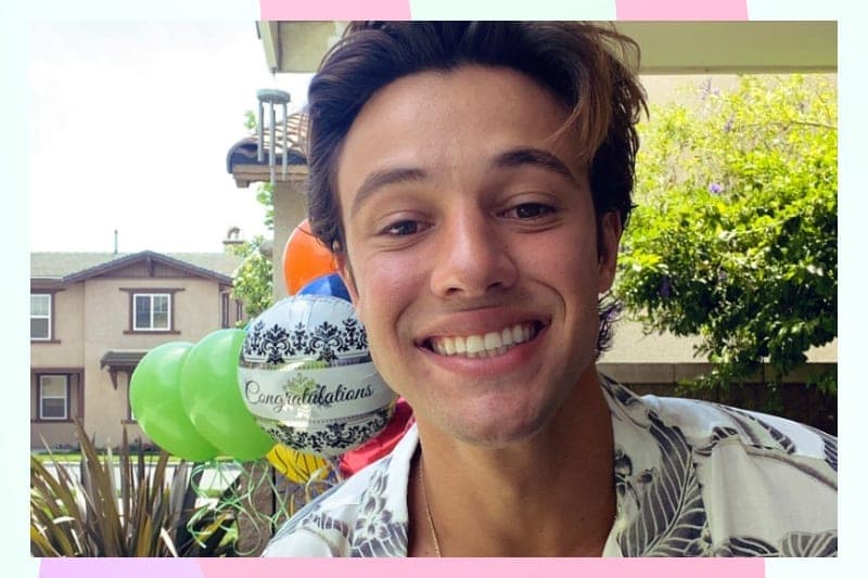 Cameron Dallas proslavio godinu dana otkako je trezan