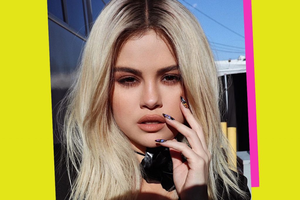 Fanovi misle da Selena Gomez snima novi album, sve zbog narukvice