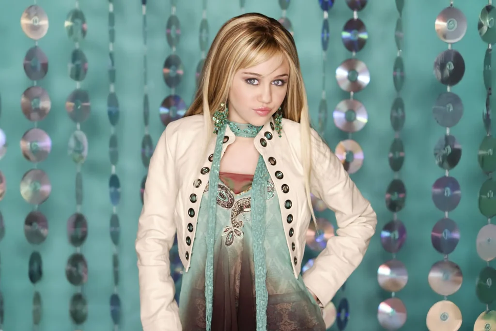 Hannah Montana šal se vratio: Y2K detalj koji ponovo svi žele