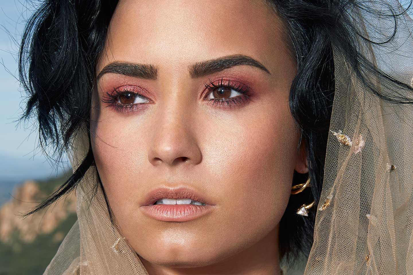 Tri nedelje nakon incidenta, otkriveno kojom drogom i kako se Demi ...